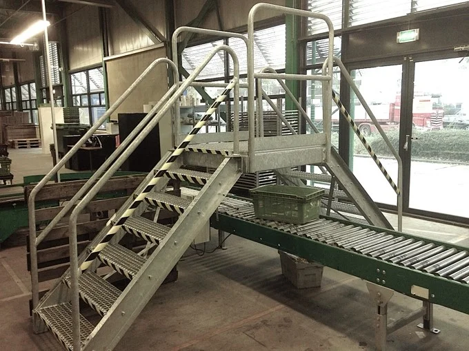 a1-overstapbordes-rollenbaan