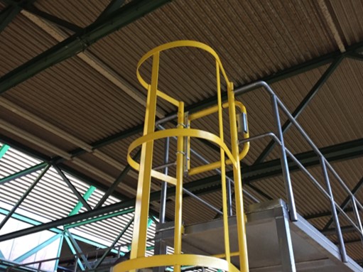 s2-safety-gate-cage-ladder